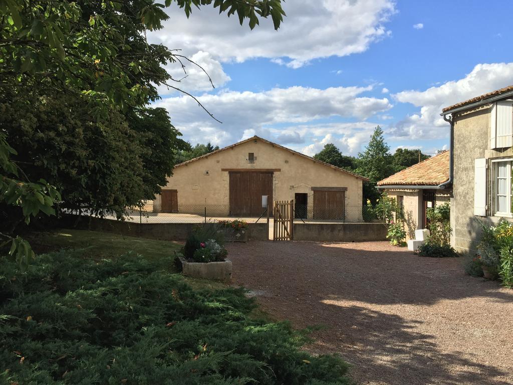 Chambres D'Hotes Du Puy D'Anche Sauze-Vaussais Ngoại thất bức ảnh